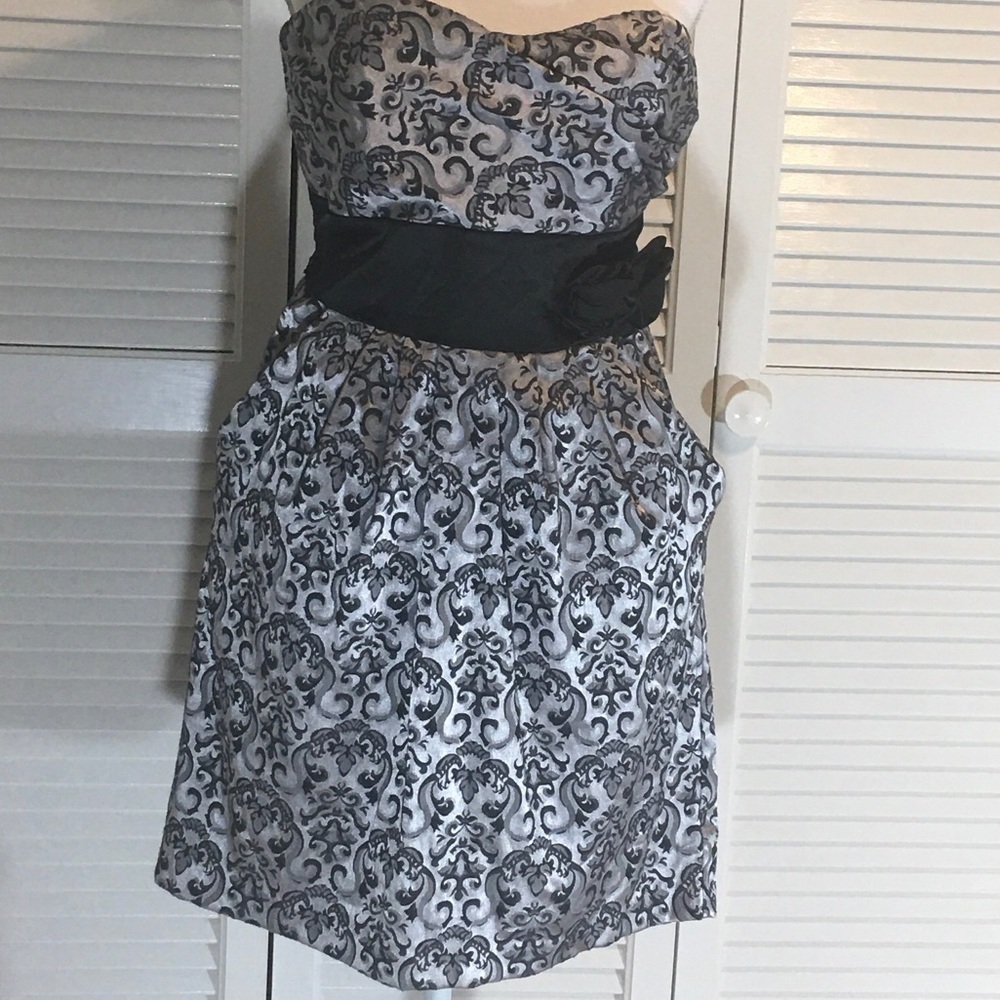 Speechless Grey Semi-Formal Dress Size 13 - Picture 2 of 6